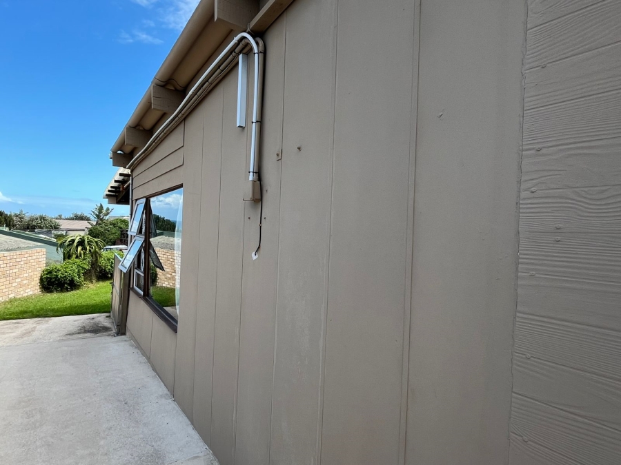 2 Bedroom Property for Sale in Seavale Eastern Cape